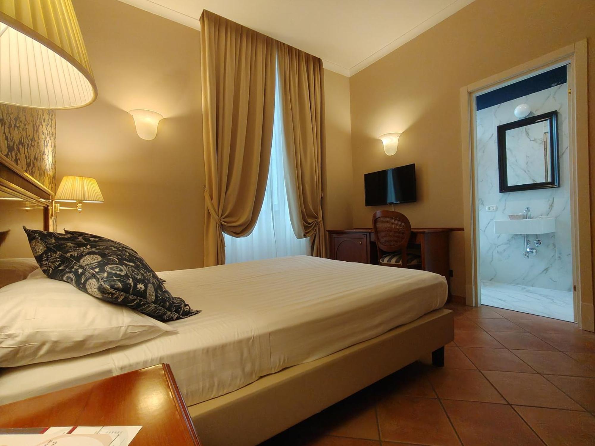 Hotel Nuvo Naples Exterior photo