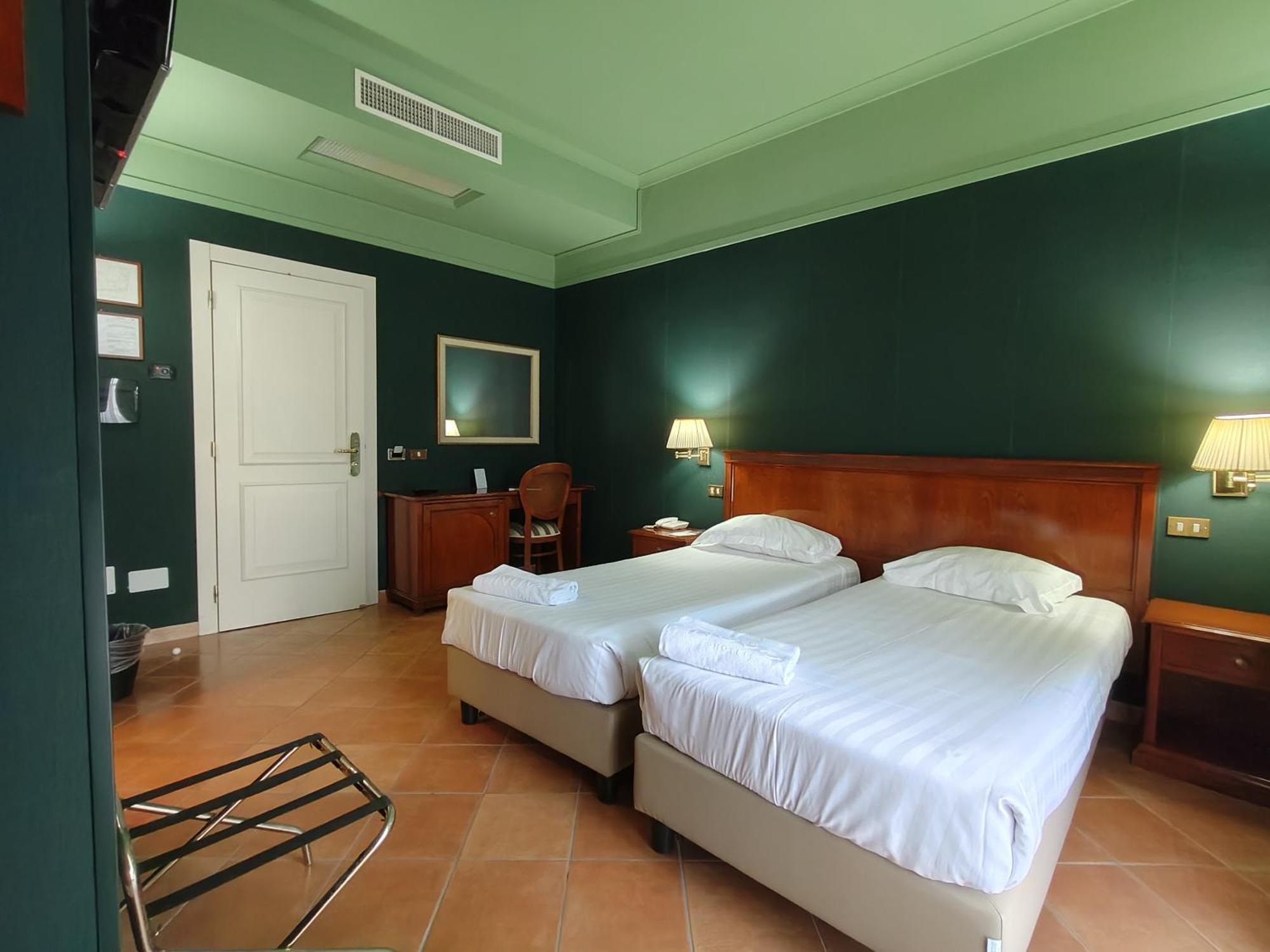 Hotel Nuvo Naples Room photo