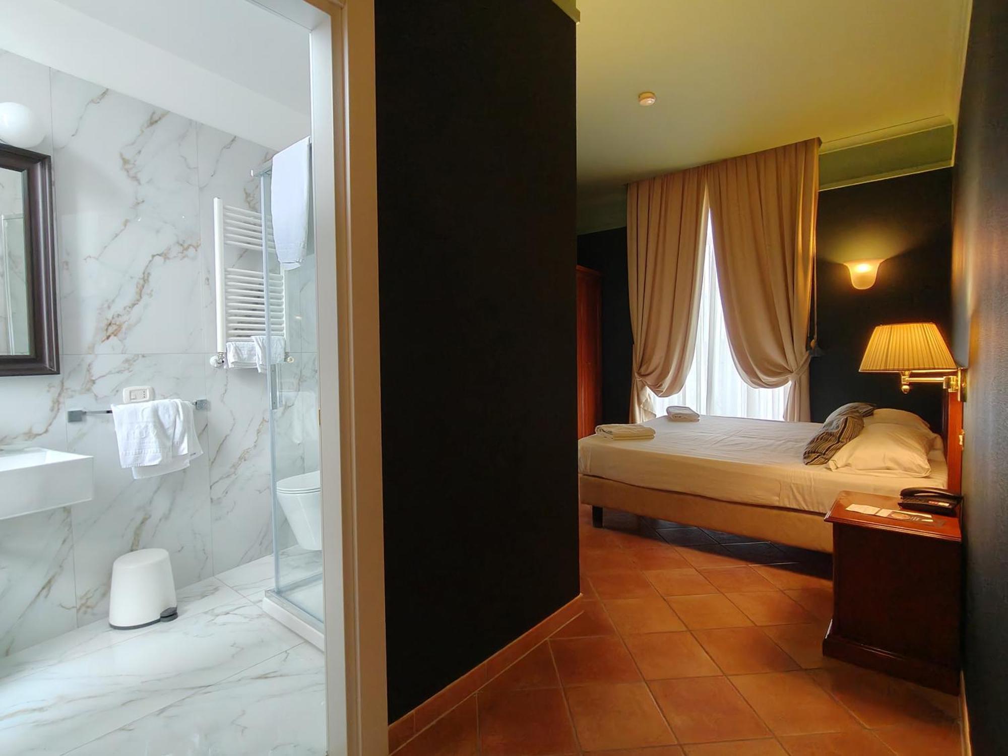 Hotel Nuvo Naples Exterior photo