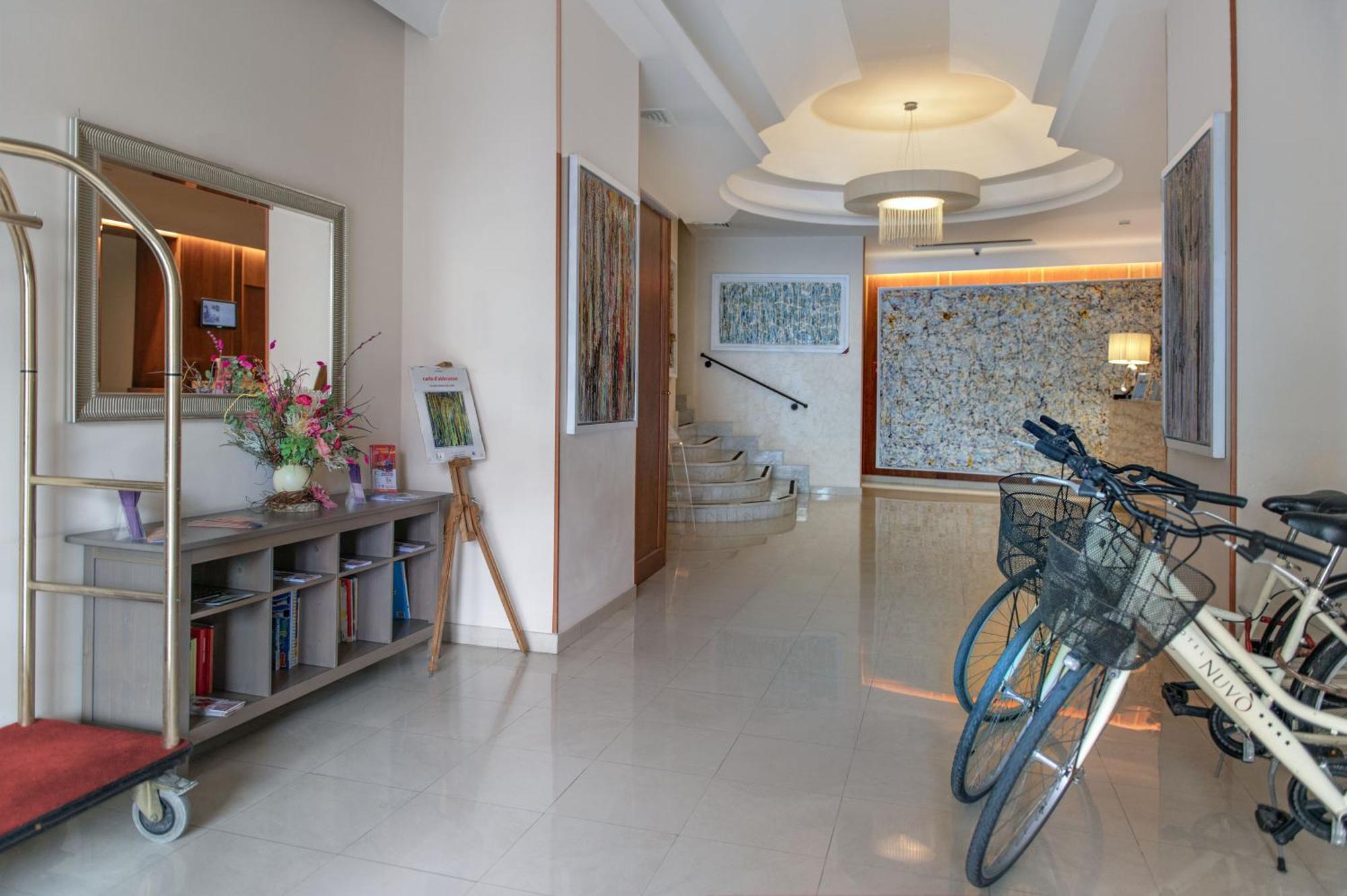 Hotel Nuvo Naples Exterior photo