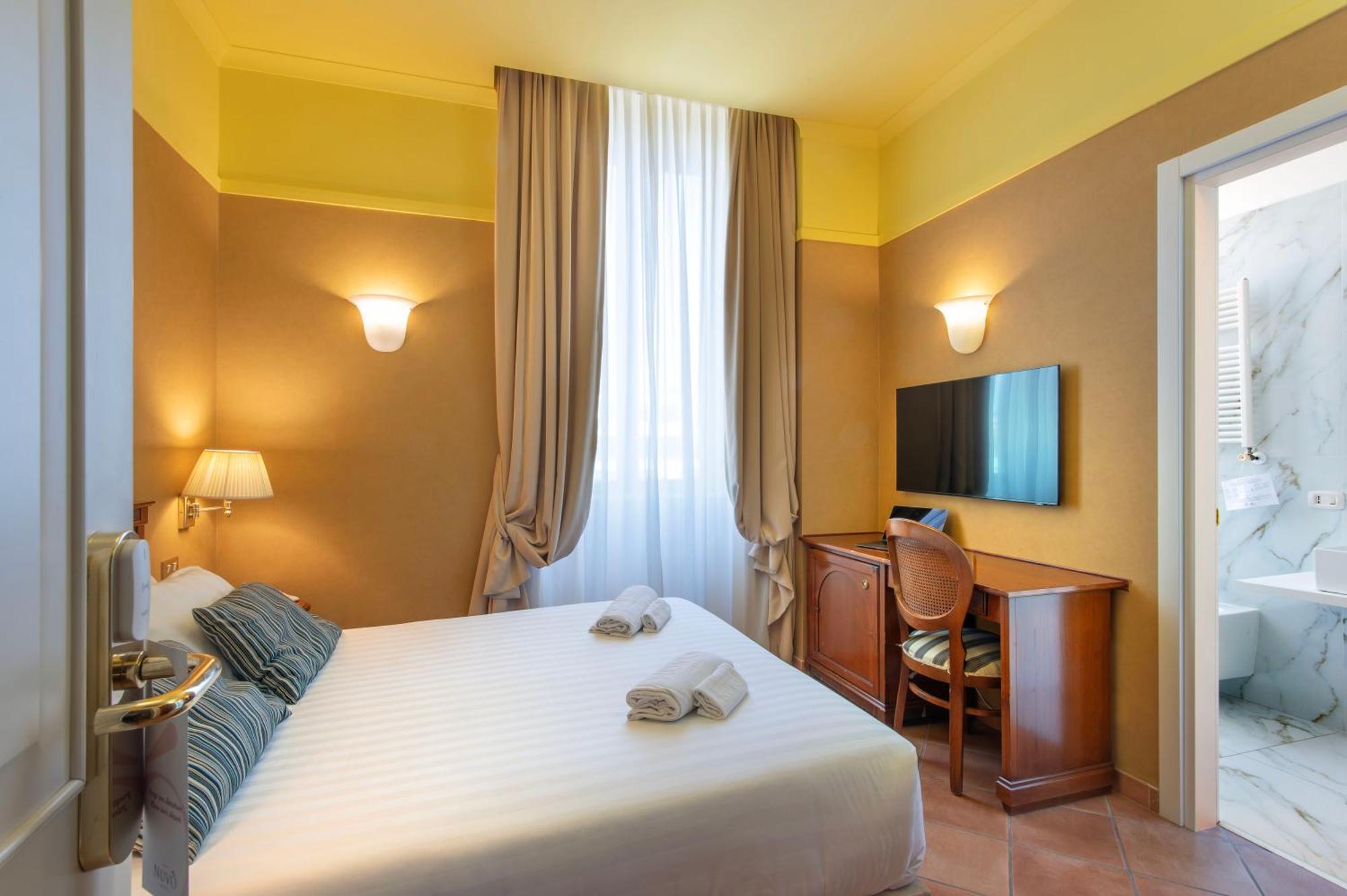 Hotel Nuvo Naples Exterior photo